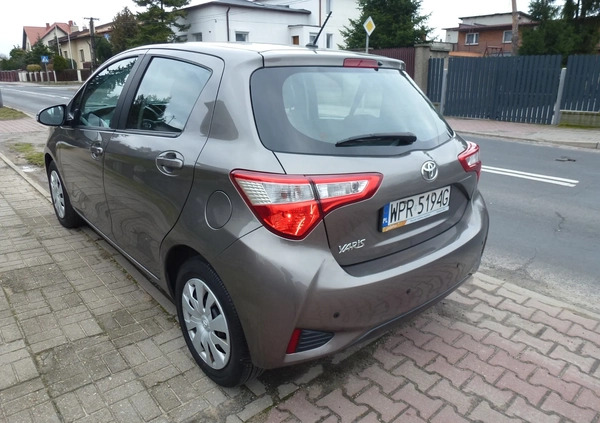 Toyota Yaris cena 39950 przebieg: 127900, rok produkcji 2019 z Kalisz małe 106